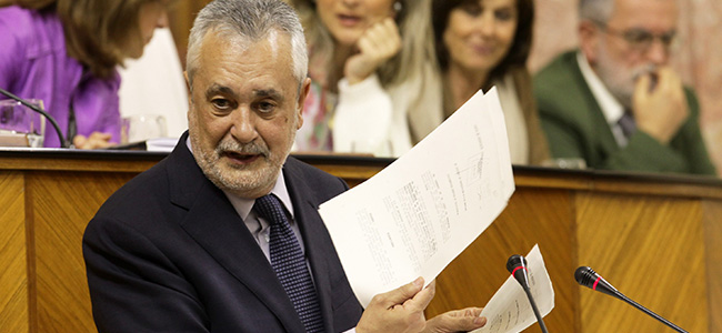 José Antonio Griñán ha comparecido ante el Pleno del Parlamento a petición propia/SA