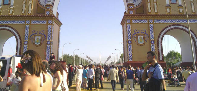 portada-gente-feria13-chicaconilusion-twitter