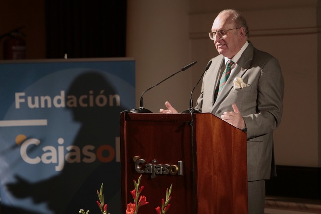 El militar y empresario ha leído el Pregón en la Fundación Cajasol./ Ibersponsor