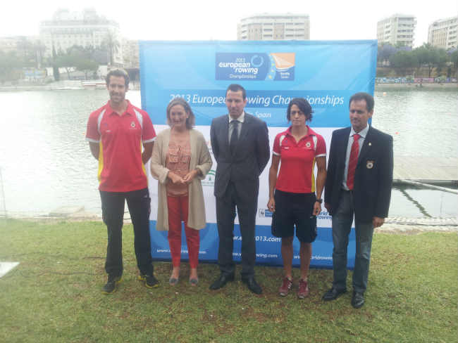 Noé Guzmán, María del Mar Sánchez, Nacho Rodríguez, Nuria Domínguez y Fernando Climent/Carlos Álvarez