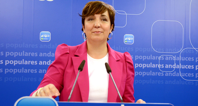 Ana María Corredera ha criticado el posicionamiento de la Junta de Andalucía ante el plan de Wert para reformar el sistema de acceso a las becas / Sevilla Actualidad