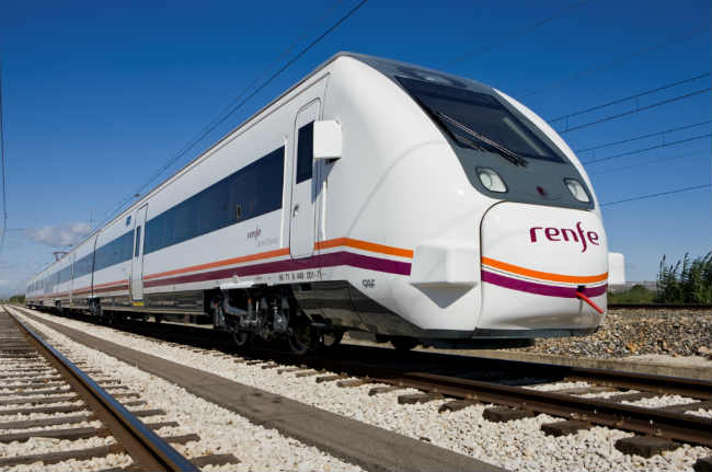 tren renfe exterior