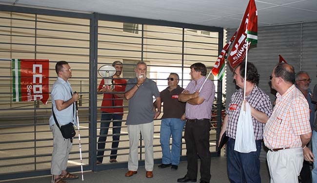 encierro-trabajadores-once-sevilla