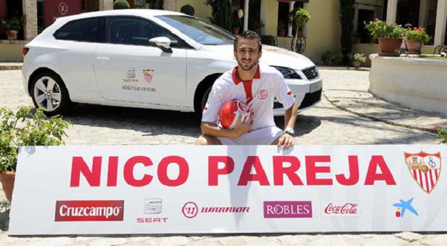 nico-pareja-sevilla-oficial