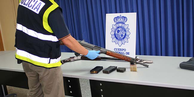 rifle-detenido-sevilla-policia-nacional