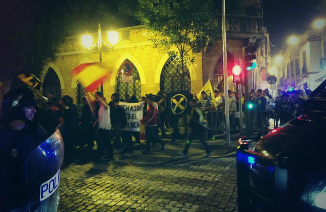 manifestacion-ultraderecha-respuesta-estudiantil- luuur-twitter