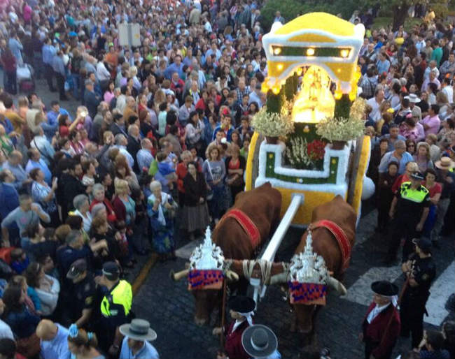 virgen-valme-romeria-smellado80-twitter