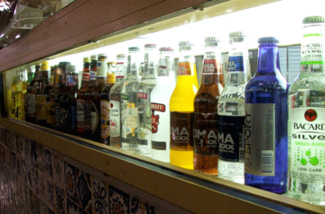 alcohol-botellas-viewerblur-flickr