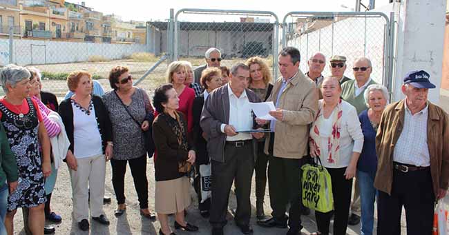 espadas-vecinos-torreblanca