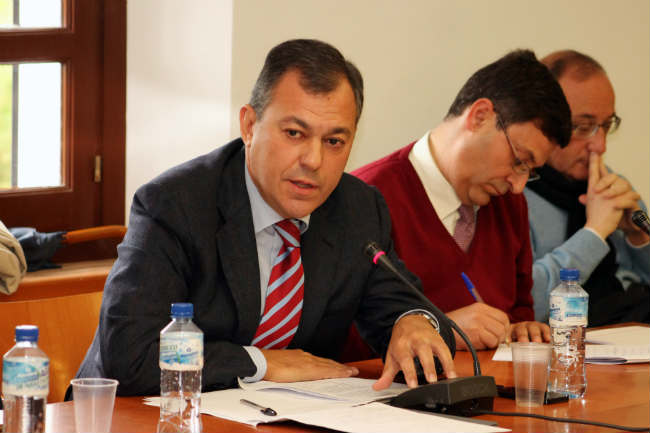 Alcalde de Tomares en Pleno