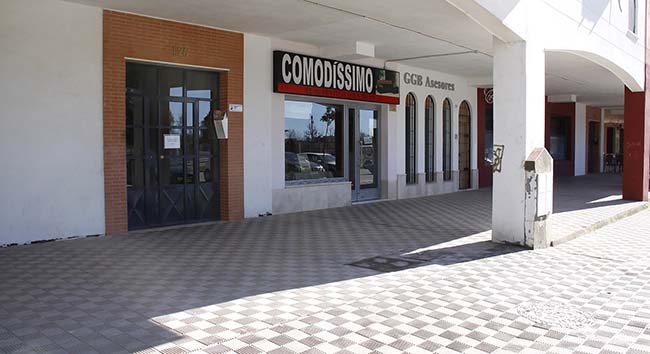 barreras-arquitectonicas-avenida-andalucia