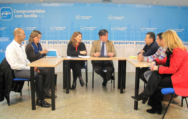 eloy-carmona-alicia-martinez-industrializacion-sevilla