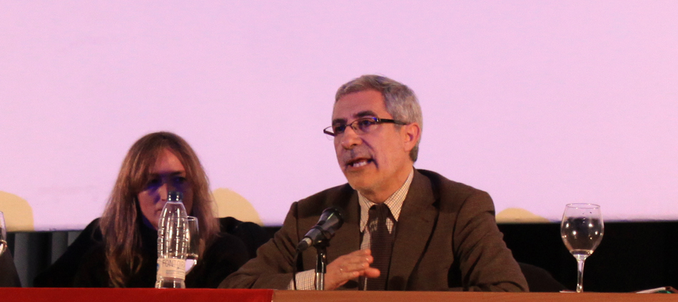 Gaspar Llamazares en el acto celebrado este miércoles en el Pabellón de Uruguay de Sevilla / Juan Carlos Romero