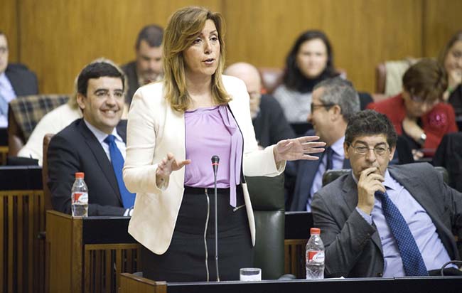 susana-diaz-pleno-parlamento-130214