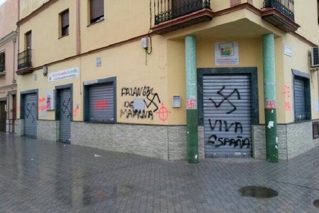 pintadas-sede-iu-mairena-alcor-canal12mairena-twitter