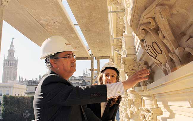 zoido-fachada-ayuntamiento