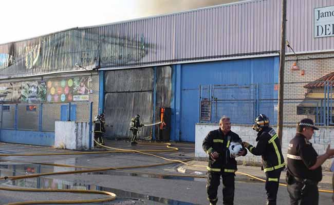 incendio-nave-sevilla