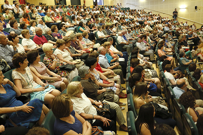 aula-mayores-clausura-2013-14