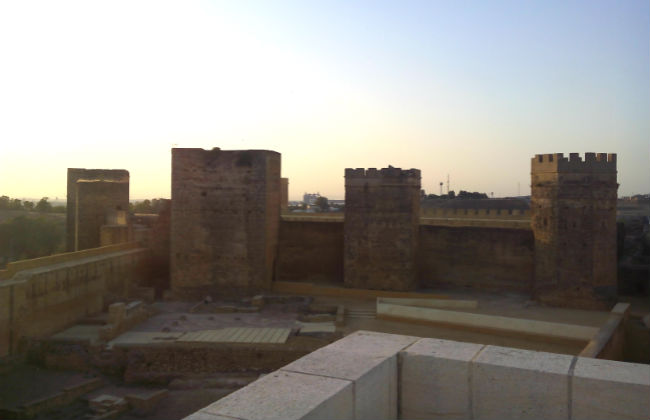castillo-alcala-atardecer