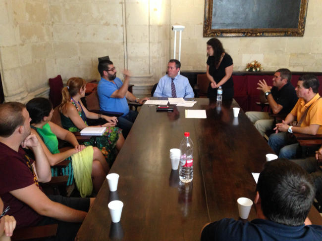 espadas-asociaciones-sordos