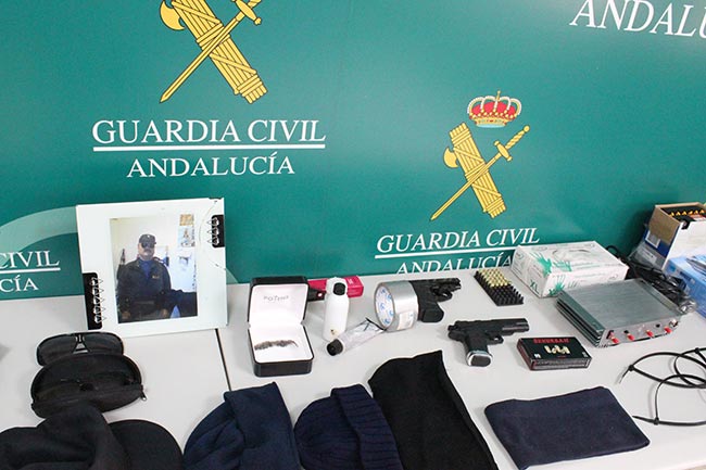 guardias-civiles-falsos
