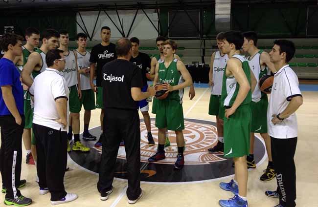 milan-junior-entreno