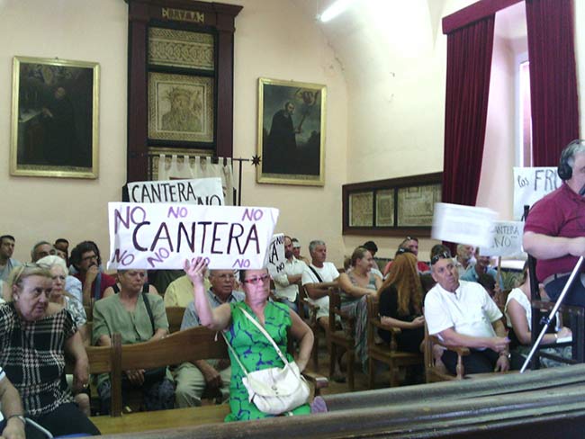 rechazo-cantera-carmona