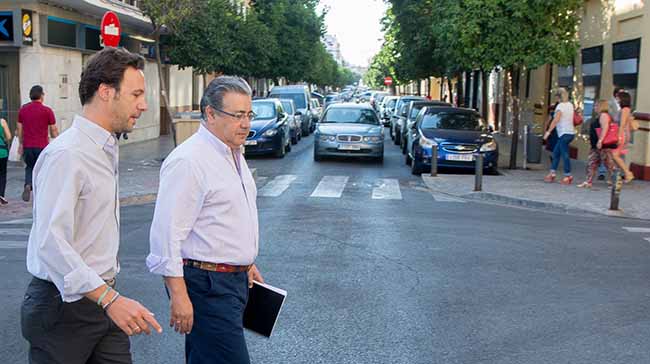 zoido-visita-cerro-aguila