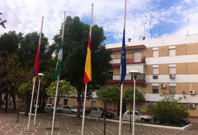 banderas-media-asta-los-palacios