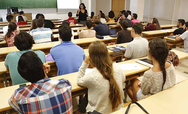 estudiantes-upo-2014