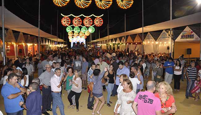 feria-tomares-sabado-noche