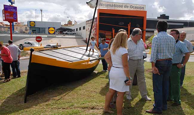 monumento-carpinteros-ribera