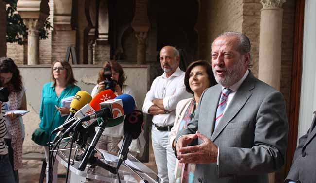 villalobos-convenio-ayudas-familiares