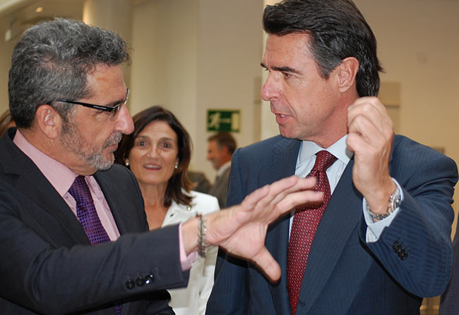 2.-Antonio-Gutierrez-y-Ministro-de-Industria