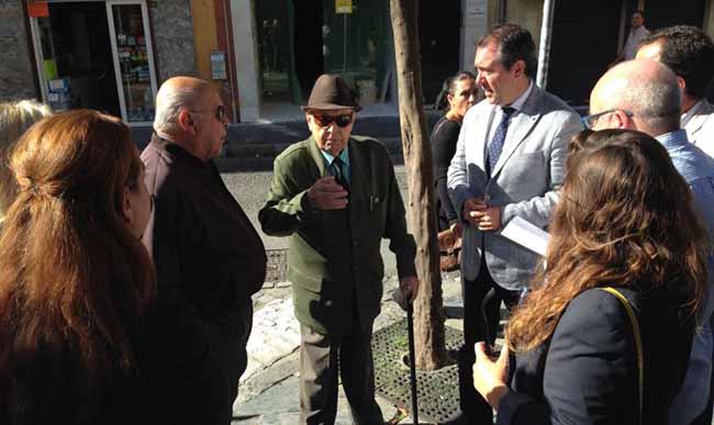 espadas-vecinos-arenal