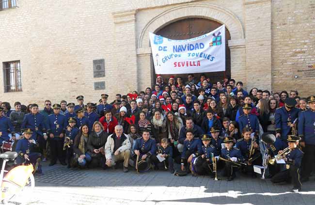 caravana-solidaria-juventud-cofrade