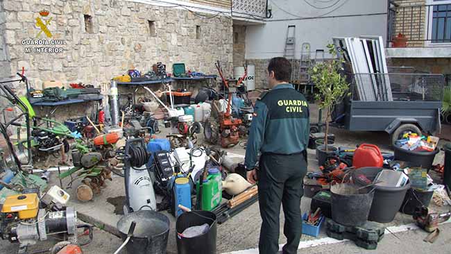 detenido-lebrija-material-trastero