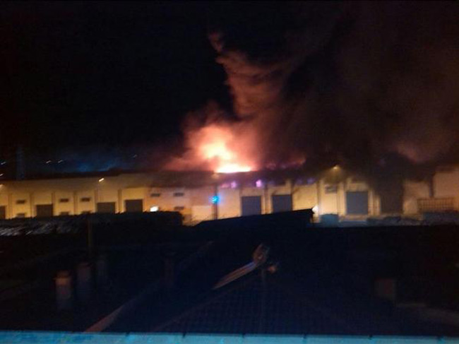 naves-ardiendo-santiponce