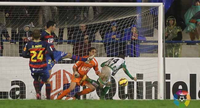 ruben-castro-llagostera-betis-oficial