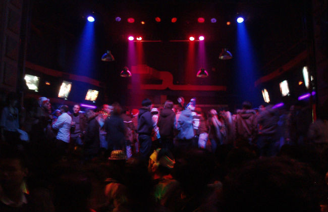 interior-discoteca-badcrc-flickr