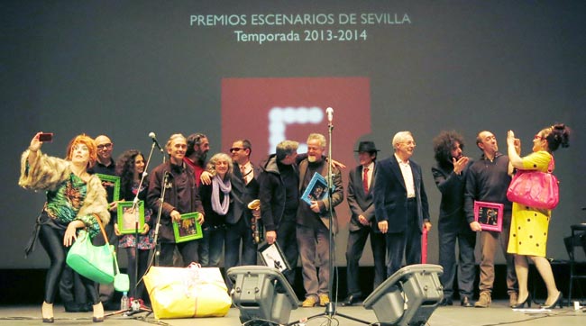 foto-familia-Premios-Escenarios---clausura-feSt-2015 Fran-Rolda769 n-C