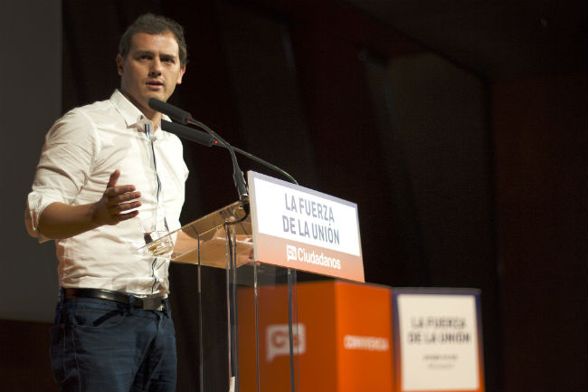 albert-rivera-mitin-ciudadanos