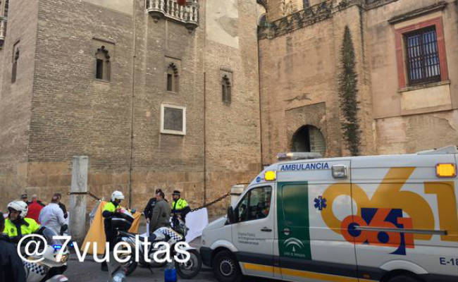 muerto-giralda-suicidio-7vueltas