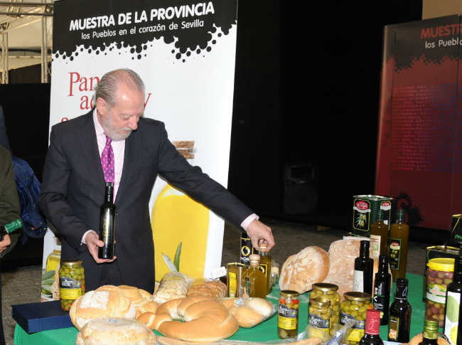 02-060215 Feria Pan Aceite y Aceitunas