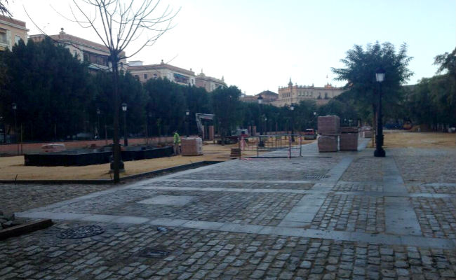 jardines-prado-sin-biblioteca-thommyglez-twitter