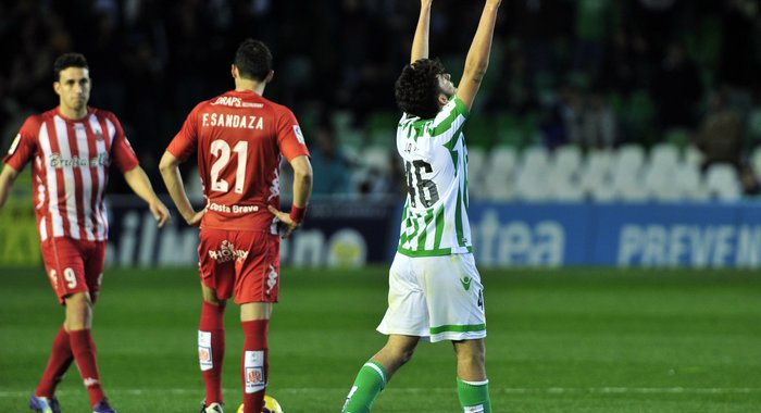 DSC0357.jpg.700x380 q85 crop-center