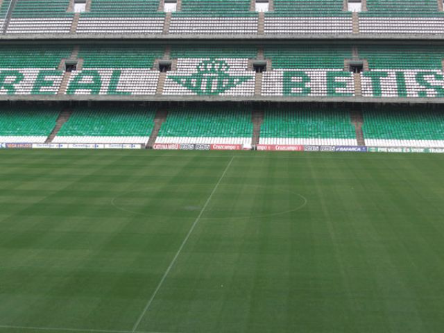 cesped-benito-villamarin