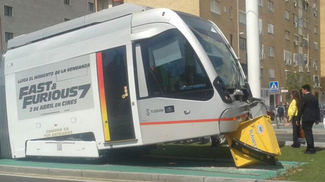 tranvia-descarrilado