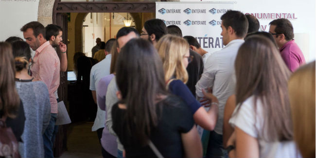 asistentes-evento-enterate