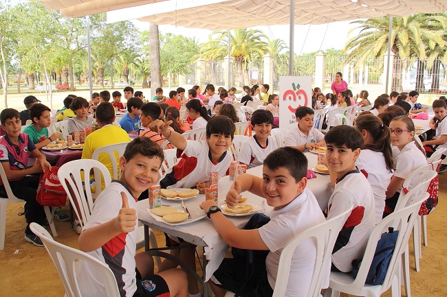 dia-tomate-escolares-palacios